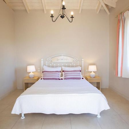 Ionian Luxury Villas นิเกียนา ภายนอก รูปภาพ